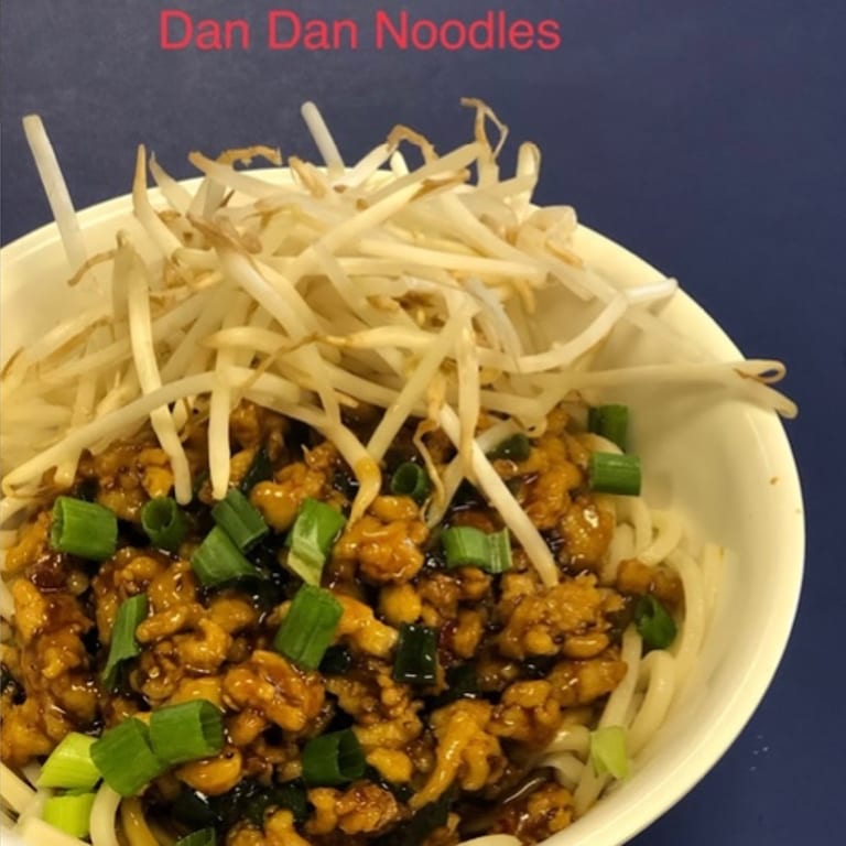 Delicious Dan Dan Noodles: A Chinese Noodle Favorite